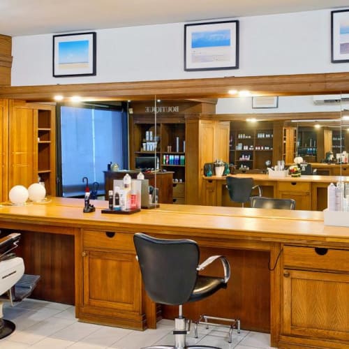Club Coiffure - Coiffure Verneuil-sur-Seine - Club Coiffure - Photo Galerie - OneBooking