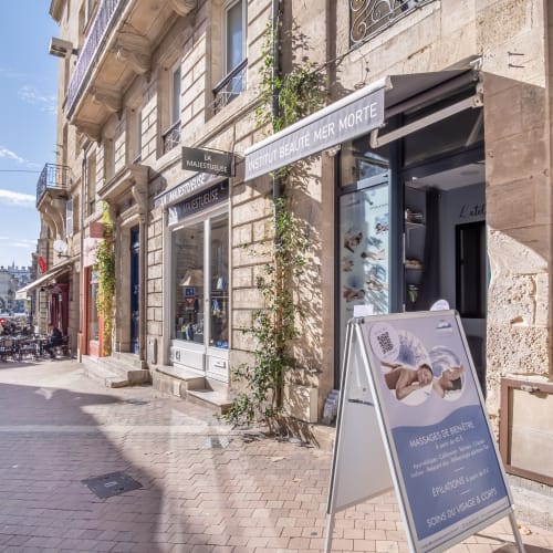 Institut de Beauté Mer Morte - Coiffure Bordeaux - Institut de Beauté Mer Morte - Photo Galerie - OneBooking