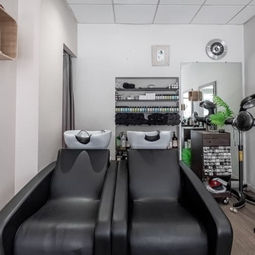 L’instant present  - Coiffure Toulouse - L’instant present  - Photo Galerie - OneBooking