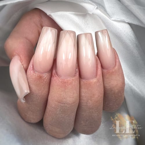L'institut By Maryn'ails - Coiffure Thionville - L'institut By Maryn'ails - Photo Galerie - OneBooking