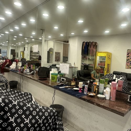 HAIRMINE source de beauté salon de coiffure - Coiffure Marseille - HAIRMINE source de beauté salon de coiffure - Photo Galerie - OneBooking