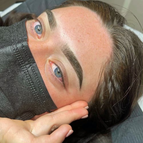 By Alyssa L - Sourcils & cils Cergy - By Alyssa L - Photo Galerie - OneBooking