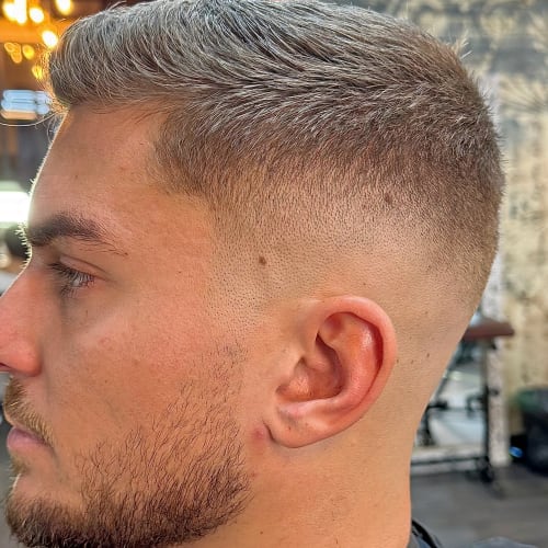 OZ COIFFEUR BARBIER - Barbier Marseille - OZ COIFFEUR BARBIER - Photo Galerie - OneBooking