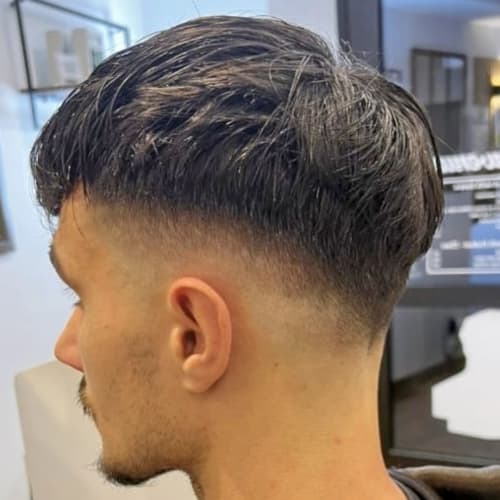Le charisme coiffeur/barbier - Coiffure Strasbourg - Le charisme coiffeur/barbier - Photo Galerie - OneBooking