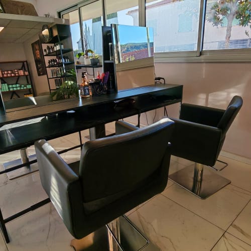 AMC Coiffure & Spa - Coiffure Borgo - AMC Coiffure & Spa - Photo Galerie - OneBooking