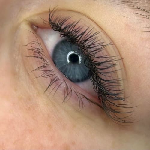 Celine G.Pro - Sourcils & cils Chelles - Celine G.Pro - Photo Galerie - OneBooking