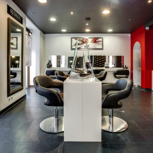 Frédéric Kazan Pey Berland - Coiffure Bordeaux - Frédéric Kazan Pey Berland - Photo Galerie - OneBooking