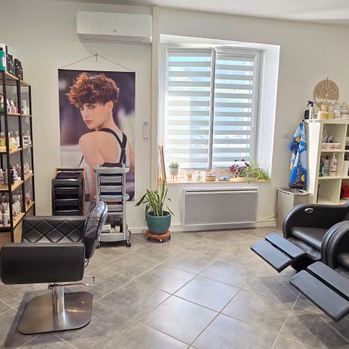 L’Atelier de Laure - Colorations végétales et alternatives - Coiffure Cahors - L’Atelier de Laure - Colorations végétales et alternatives - Photo Galerie - OneBooking