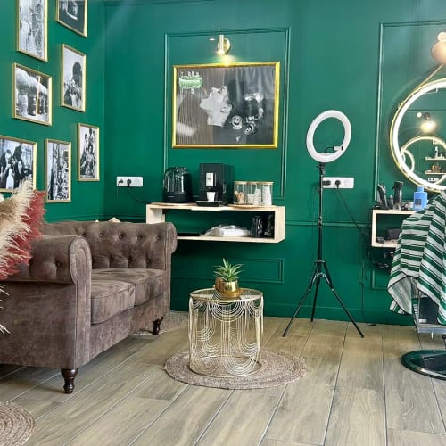 Elina Selin - Barber ( C127 ) - Spa Lyon - Elina Selin - Barber ( C127 ) - Photo Galerie - OneBooking