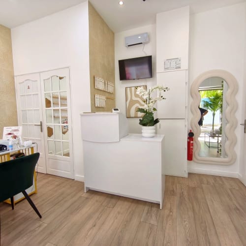 DS Nails Dressing - Sourcils & cils Suresnes - DS Nails Dressing - Photo Galerie - OneBooking