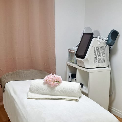 Daniela's Skin & Body - Onglerie Rueil-Malmaison - Daniela's Skin & Body - Photo Galerie - OneBooking