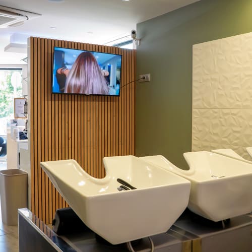 Essentiel Coiffure - Coiffure Hyères - Essentiel Coiffure - Photo Galerie - OneBooking