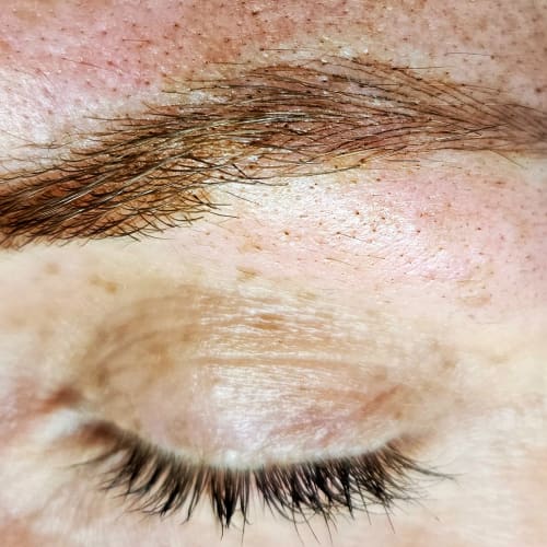 Beewomanly Brow & Lashes - Institut de beauté Lyon - Beewomanly Brow & Lashes - Photo Galerie - OneBooking