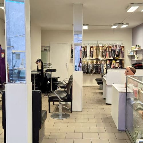 Kellians' Shop - Onglerie Orléans - Kellians' Shop - Photo Galerie - OneBooking