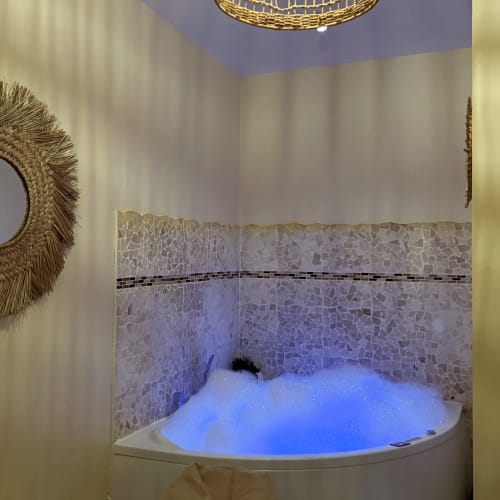 A la Source - Sourcils & cils Saint-Maur-des-Fossés - A la Source - Photo Galerie - OneBooking