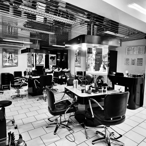 Caract'Hair - Coiffure Romilly-sur-Seine - Caract'Hair - Photo Galerie - OneBooking