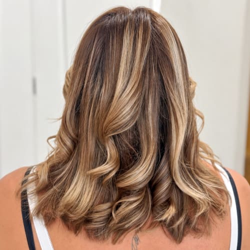 Coiffure Mathilde - Coiffure Saint-Mitre-les-Remparts - Coiffure Mathilde - Photo Galerie - OneBooking