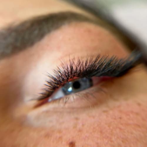 Lana Eyelash - Sourcils & cils Champigny-sur-Marne - Lana Eyelash - Photo Galerie - OneBooking