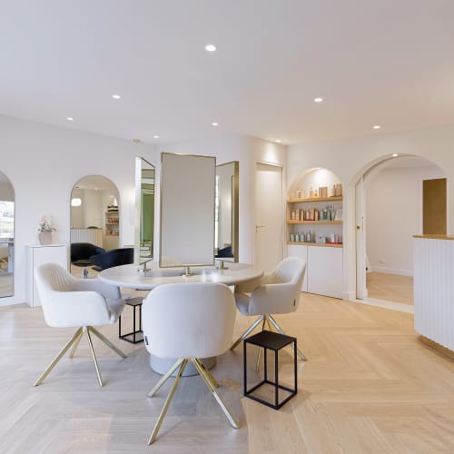 Auréa (anciennement l'Atelier Végétal) - Coiffure Mougins - Auréa (anciennement l'Atelier Végétal) - Photo Galerie - OneBooking
