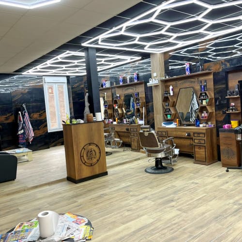 Barber Shop Coiffeur - Coiffure Sisteron - Barber Shop Coiffeur - Photo Galerie - OneBooking