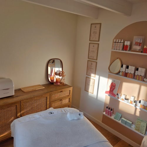 M.Beauty - Cabinet de beauté et Facialiste - Institut de beauté Concarneau - M.Beauty - Cabinet de beauté et Facialiste - Photo Galerie - OneBooking