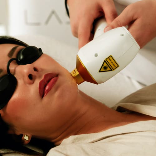 Le Men-Dû : Épilation Laser, Cryolipolyse, EMS électrostimulation musculaire - Sourcils & cils Vannes - Le Men-Dû : Épilation Laser, Cryolipolyse, EMS électrostimulation musculaire - Photo Galerie - OneBooking