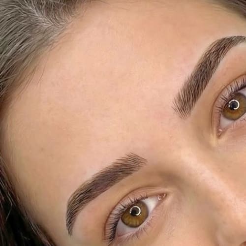 Elayah Esthetic - Sourcils & cils Troyes - Elayah Esthetic - Photo Galerie - OneBooking