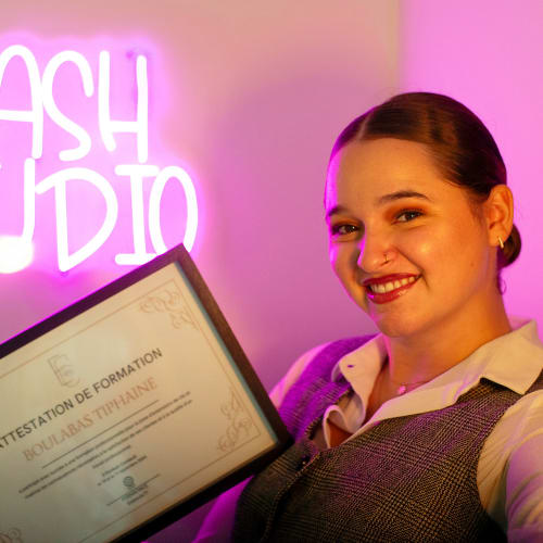 Tiphn Eyelash - Sourcils & cils Neuilly-sur-Seine - Tiphn Eyelash - Photo Galerie - OneBooking