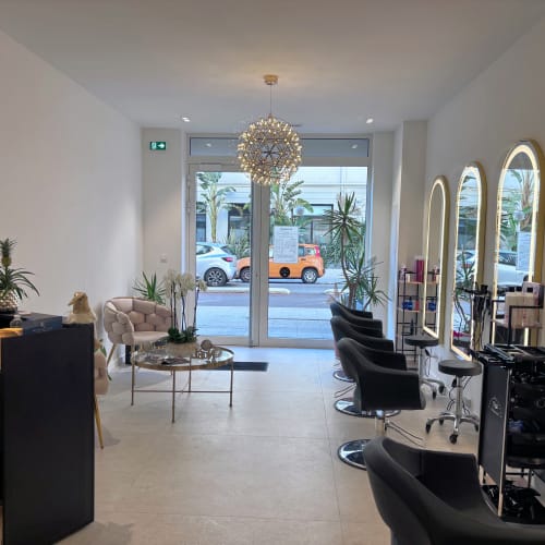 Le SALON by Marine - Coiffure Nice - Le SALON by Marine - Photo Galerie - OneBooking