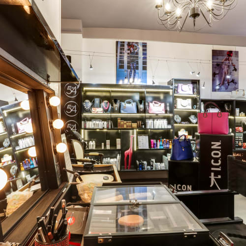 Studio 54 - Coiffure Montpellier - Studio 54 - Photo Galerie - OneBooking