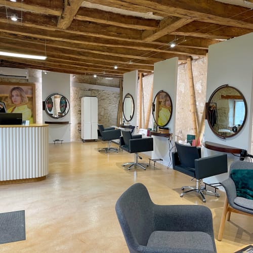 Carpy - Joué-lès-Tours - Coiffure Joué-lès-Tours - Carpy - Joué-lès-Tours - Photo Galerie - OneBooking