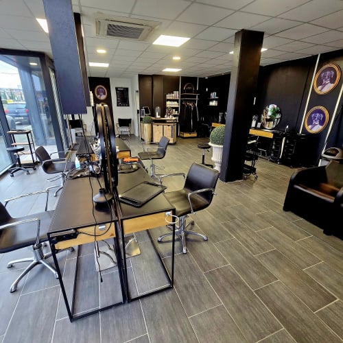 Essensual Salon et Institut - Le Bouscat - Coiffure Le Bouscat - Essensual Salon et Institut - Le Bouscat - Photo Galerie - OneBooking