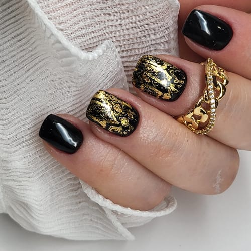 Le Vernis à Ongles - Institut de beauté Toulon - Le Vernis à Ongles - Photo Galerie - OneBooking