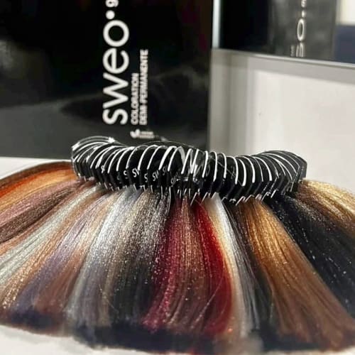 Couleur rubis - Sourcils & cils Saint-Quentin - Couleur rubis - Photo Galerie - OneBooking