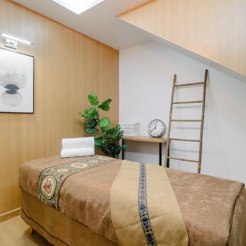 5 Bien-Être - Onglerie Paris - 5 Bien-Être - Photo Galerie - OneBooking