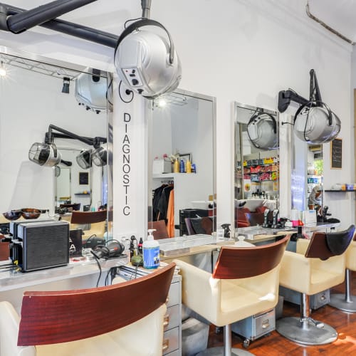 Coiffure des Anges - Coiffure Nice - Coiffure des Anges - Photo Galerie - OneBooking