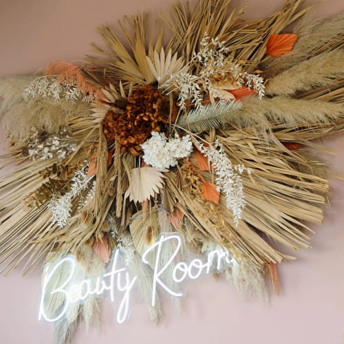 Beauty room - Coiffure Saint-Mitre-les-Remparts - Beauty room - Photo Galerie - OneBooking