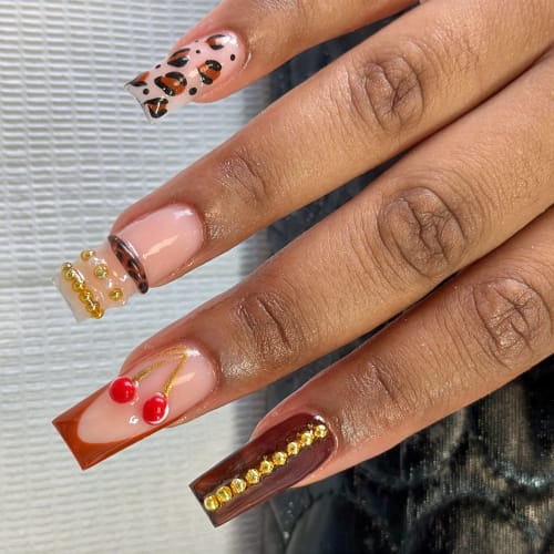 ZAAKENAILS - Onglerie Créteil - ZAAKENAILS - Photo Galerie - OneBooking