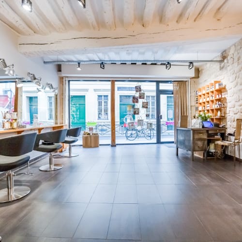 Salon sur Cour - Coiffure Paris - Salon sur Cour - Photo Galerie - OneBooking
