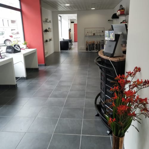 Lys Coiffure et Cabinet Esthétique - Sourcils & cils Quimper - Lys Coiffure et Cabinet Esthétique - Photo Galerie - OneBooking