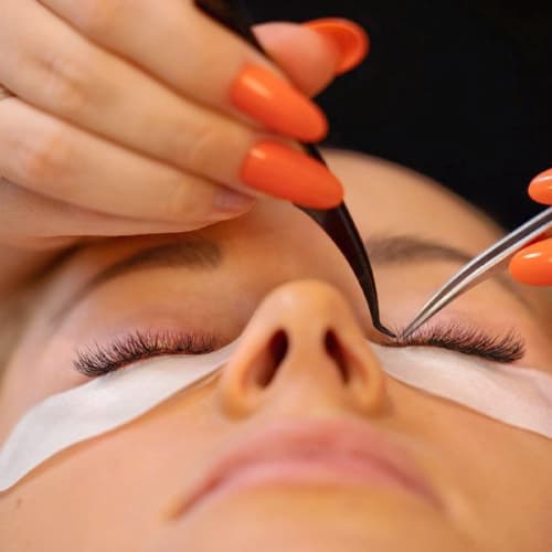 Les Ongles d'Ettenna - Sourcils & cils La Roche-sur-Yon - Les Ongles d'Ettenna - Photo Galerie - OneBooking