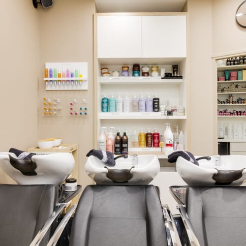 Salon Flo - Coiffure Nantes - Salon Flo - Photo Galerie - OneBooking