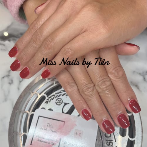 Miss Nails - Spécialiste de la résine - Onglerie Cagnes-sur-Mer - Miss Nails - Spécialiste de la résine - Photo Galerie - OneBooking