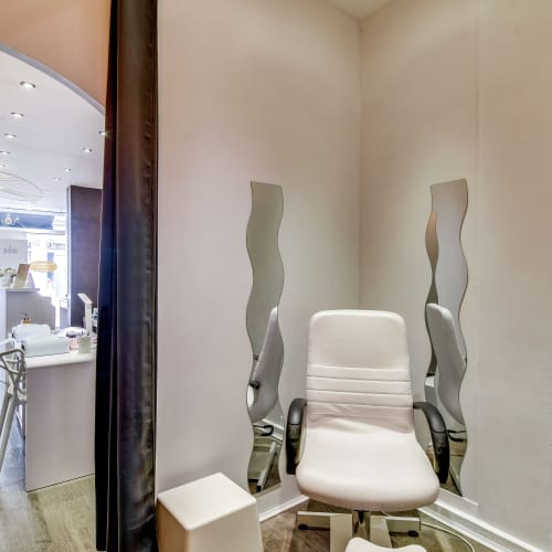 Le Bar à Ongles du Temple - Onglerie Auxerre - Le Bar à Ongles du Temple - Photo Galerie - OneBooking