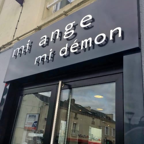 Mi-Ange Mi-Démon Artisan Coiffeur - Coiffure Rezé - Mi-Ange Mi-Démon Artisan Coiffeur - Photo Galerie - OneBooking
