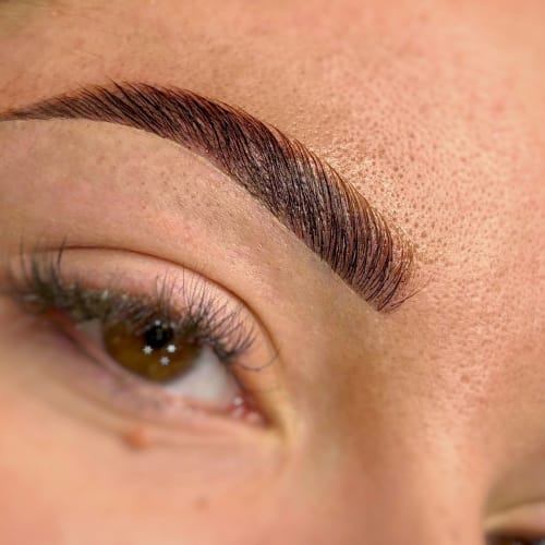Derm & Beauty - Sourcils & cils Calais - Derm & Beauty - Photo Galerie - OneBooking