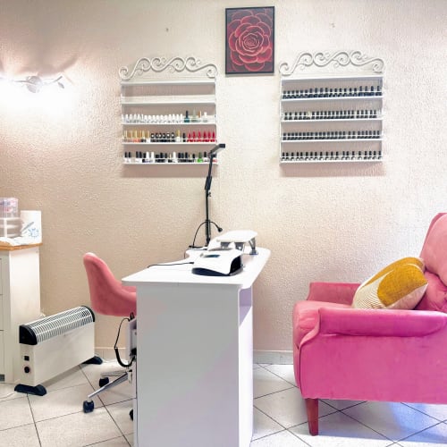 Nouria Beauty Bar - Onglerie Le Mans - Nouria Beauty Bar - Photo Galerie - OneBooking
