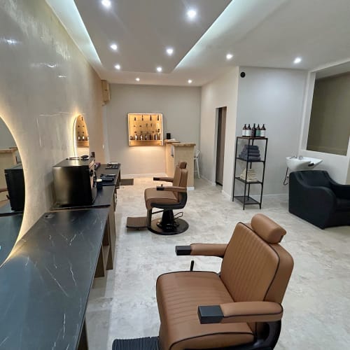 L'esprit barbier - Sourcils & cils Martigues - L'esprit barbier - Photo Galerie - OneBooking