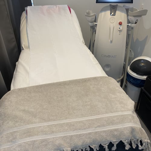 Centre Body Epil & Cryofast - Sourcils & cils Bourges - Centre Body Epil & Cryofast - Photo Galerie - OneBooking