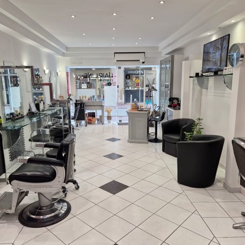 HairLine Coiffure - Coiffure Cannes - HairLine Coiffure - Photo Galerie - OneBooking